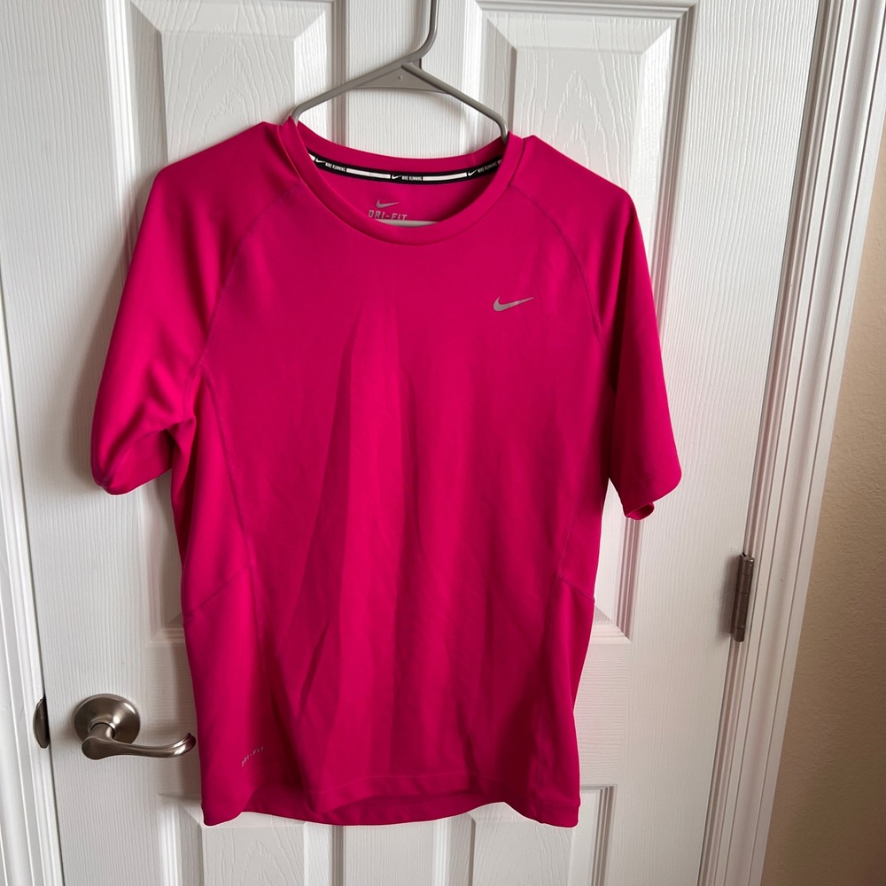 Nike Running Dri-FIT Miler Top Short Sleeve Athletic Shirt Pink Small
